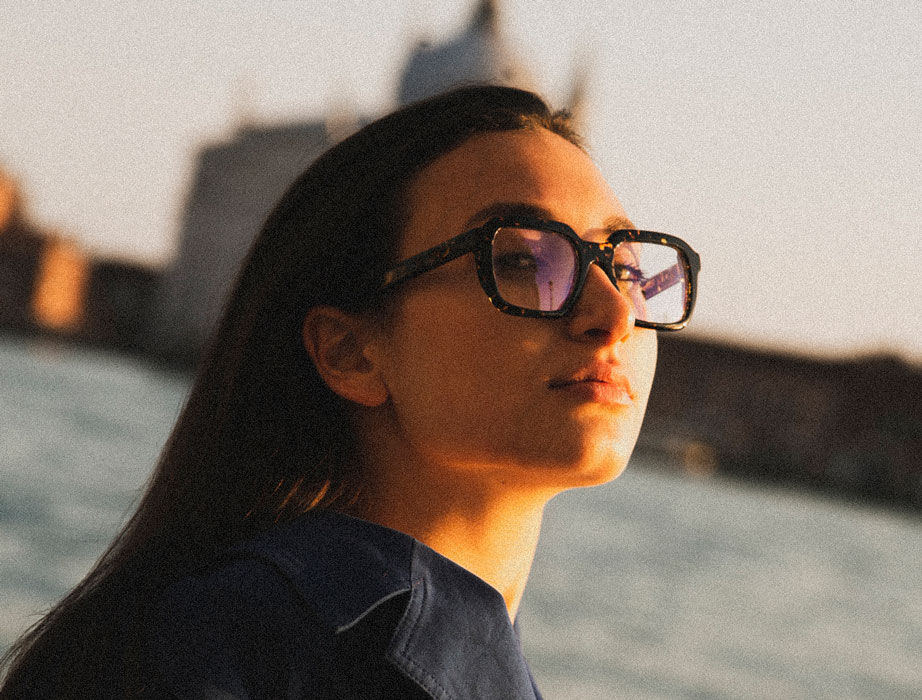 l-g-r-raffaello-brillenfassung-havana-scuro-09-netflix-emily-in-paris-edition image 7