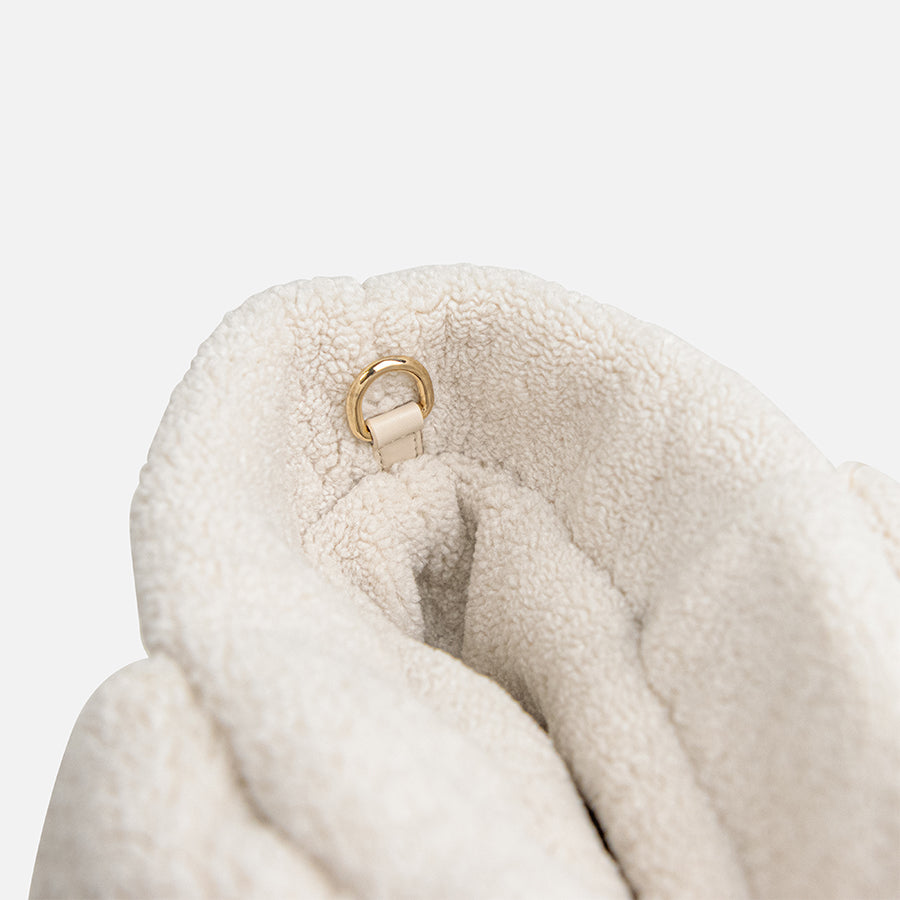 any-di-puffer-bag-shearling-handytasche-vegan image 8