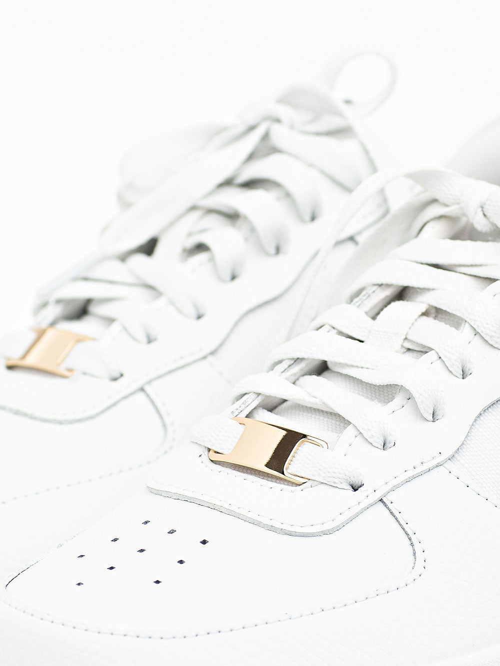 cheeky-chain-munich-sneaker-dubrae-plain-sneaker-schmuck-paar image 2