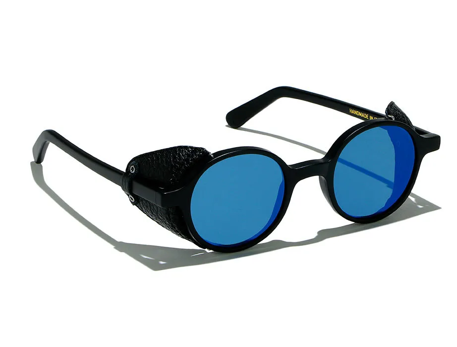 l-g-r-reunion-flap-sonnenbrille-black-matt-blue-mirror image 1