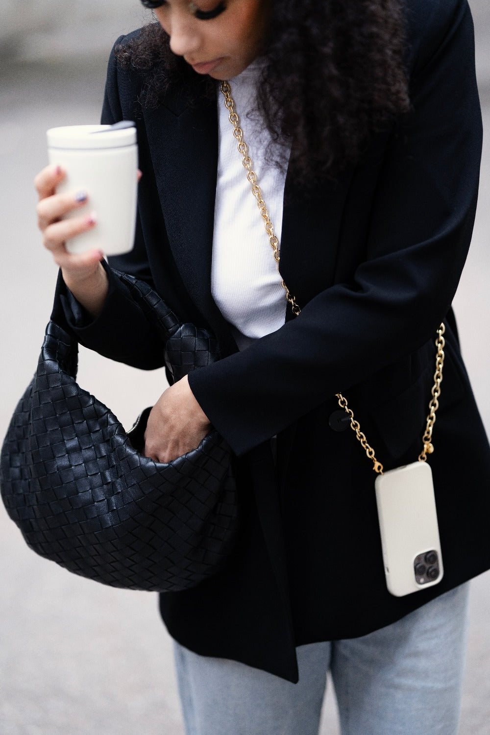 cheeky-chain-munich-crossbody-handykette-mary-ankerkette-125-cm image 4