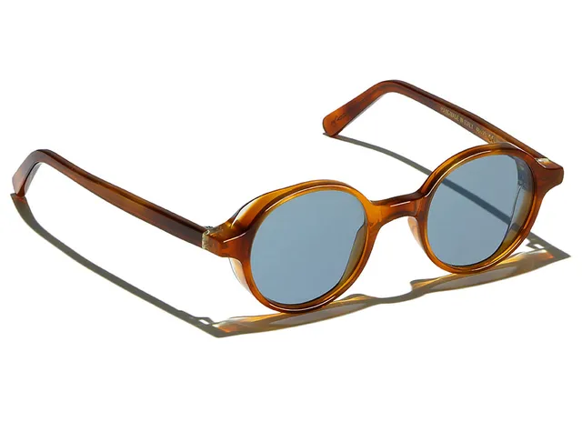 l-g-r-reunion-sonnenbrille-havana-chiaro-02-champagne-blue-photochromic-maxton-h image 1