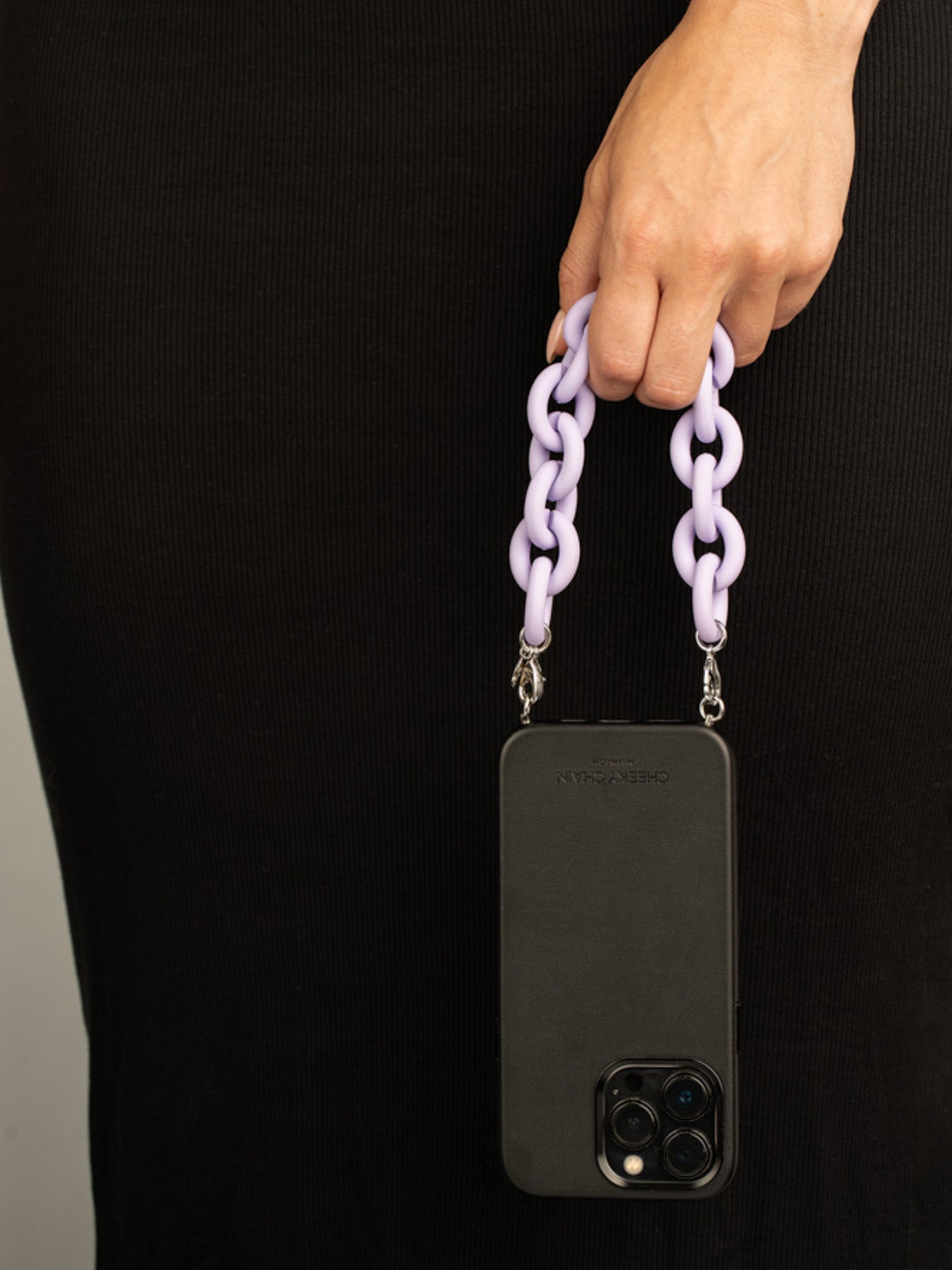 cheeky-chain-munich-handle-chunky-soft-kurze-handy-handgelenkkette image 6