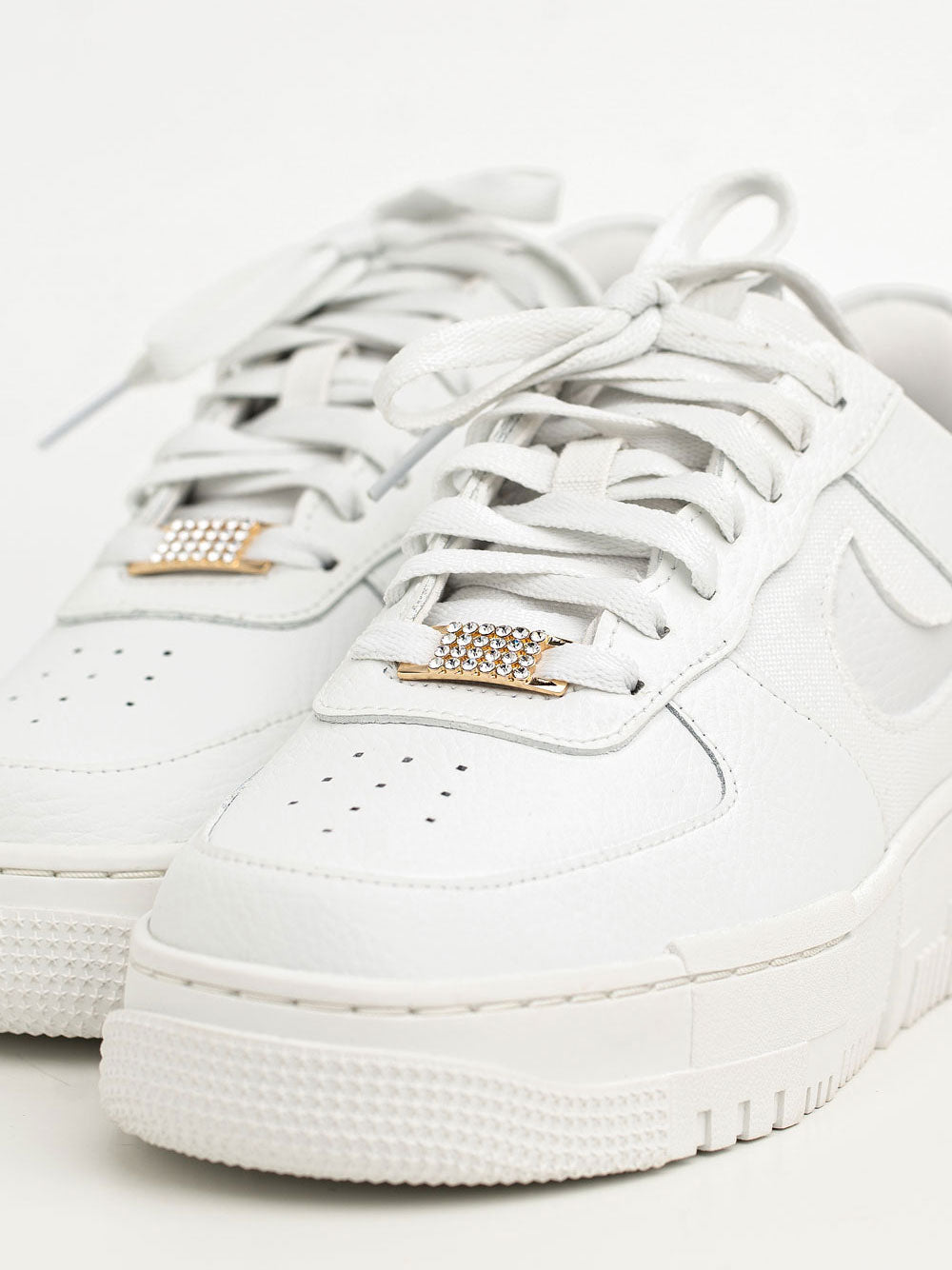 cheeky-chain-munich-sneaker-dubrae-iced-out-paar image 2