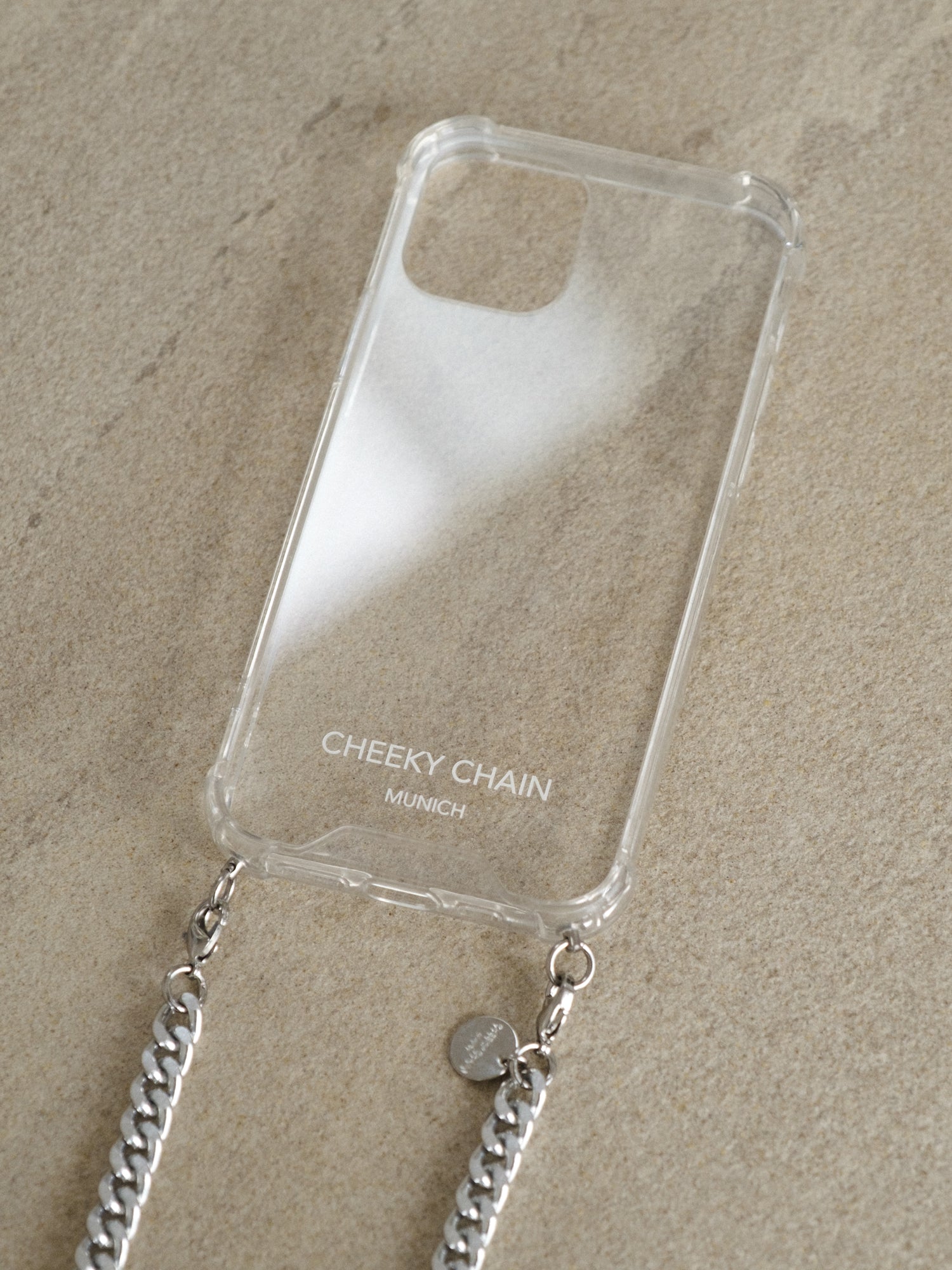 cheeky-chain-munich-clear-case-transparent-f-r-iphone-11 image 4