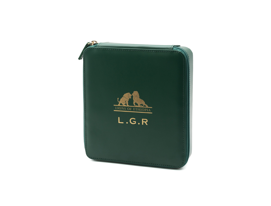 l-g-r-travel-case-3-frames-brillenetui-green-leather image 1