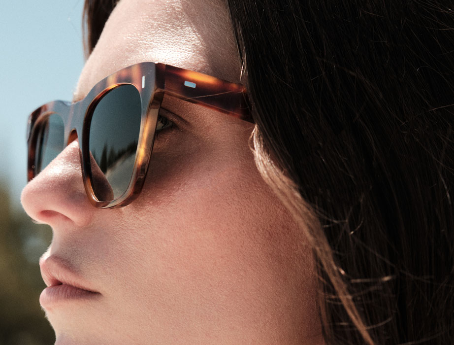 l-g-r-cecile-johanna-ortiz-sonnenbrille-havana-pyramid-green image 6