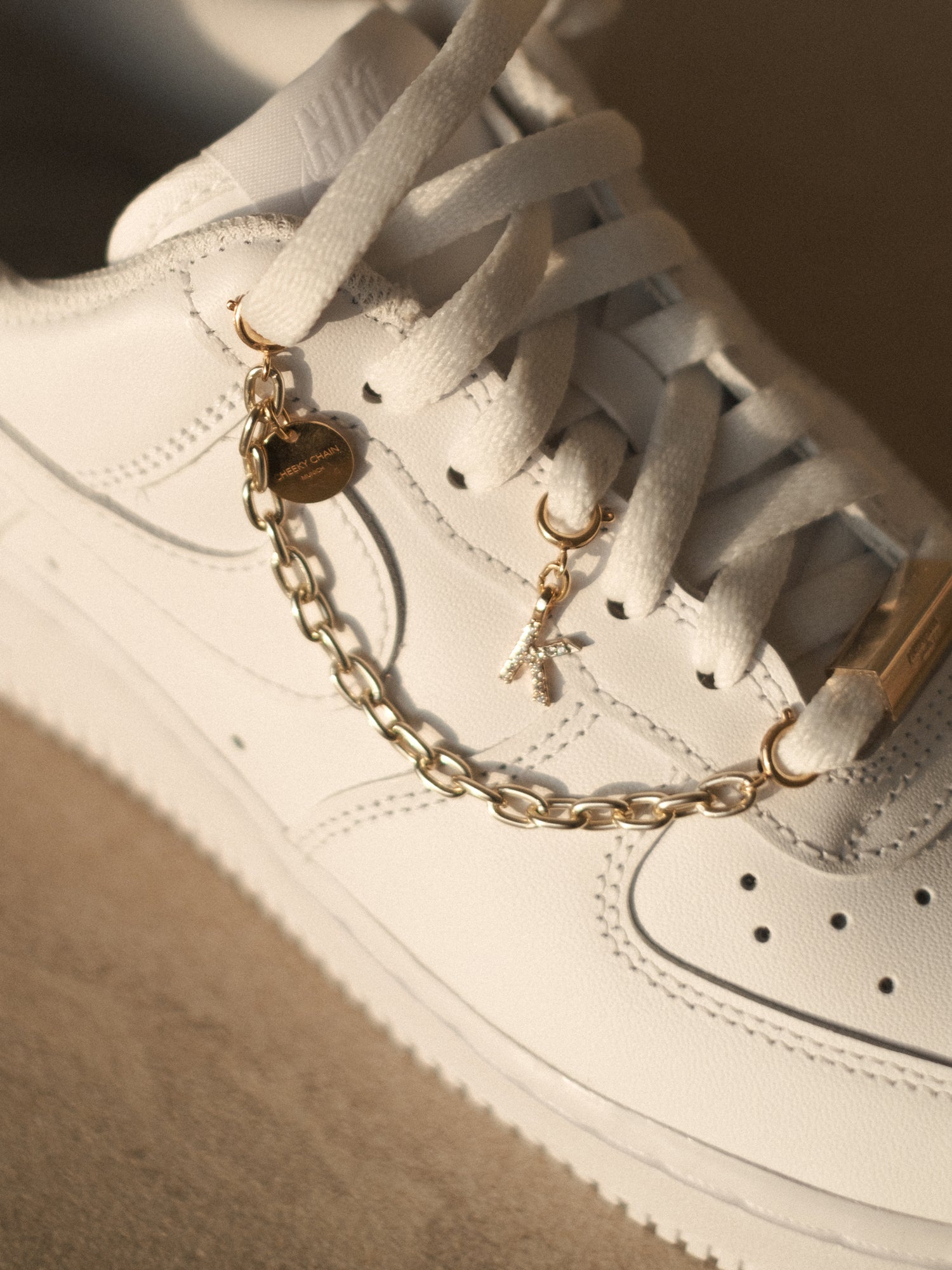 cheeky-chain-munich-sneaker-kette-baby-trace image 2