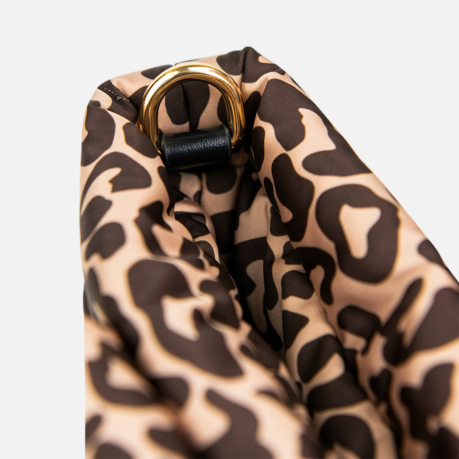 any-di-mini-puffer-bag-leo-kleine-umh-ngetasche-animal-print image 6