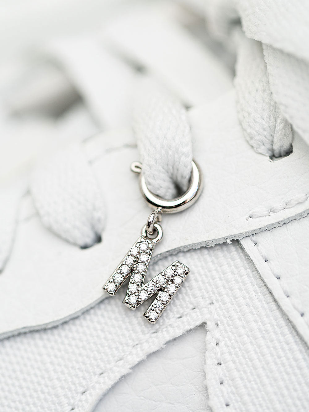 cheeky-chain-munich-sneaker-charm-letter-buchstabe image 1