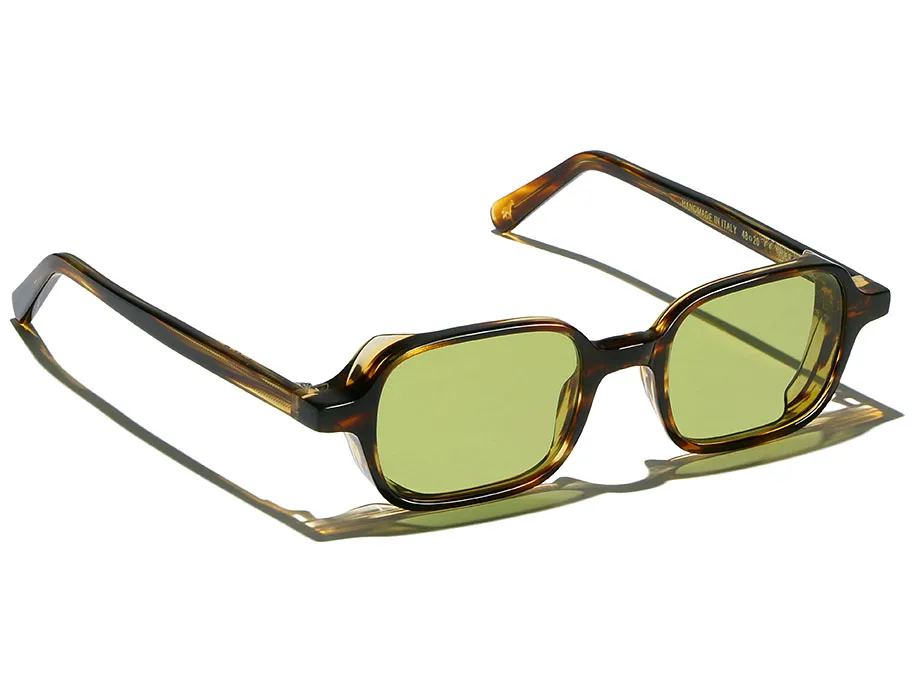 l-g-r-marrakech-sonnenbrille-carnet-de-voyage-havana-tobacco-ambra-gr-n-photochr image 1