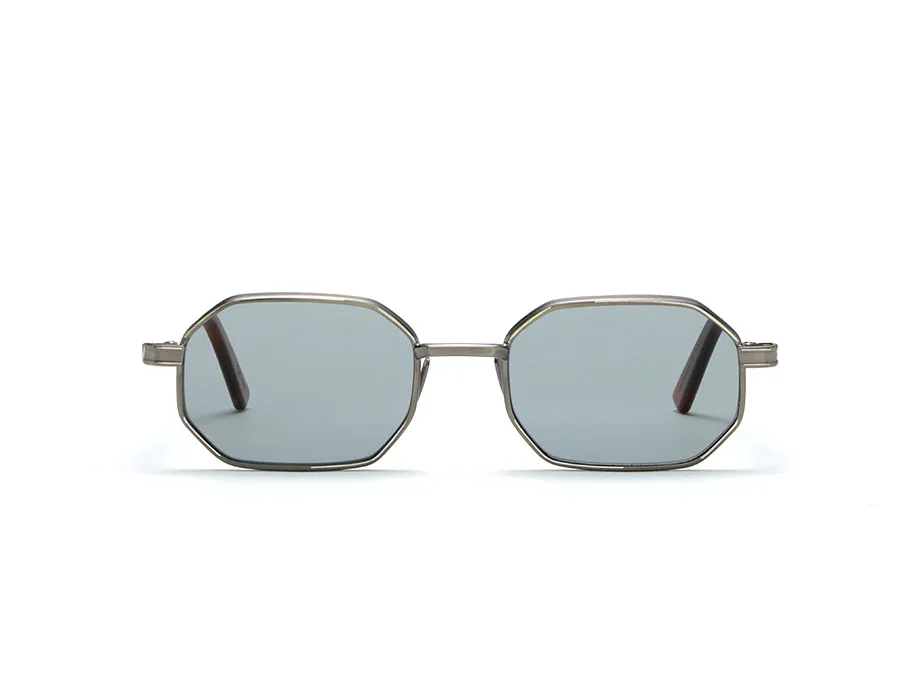 l-g-r-axum-lions-of-ethiopia-sonnenbrille-silver-havana-light-blue image 1