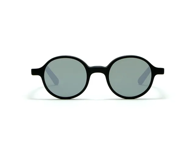 l-g-r-reunion-sonnenbrille-black-matt-22-flat-silver-mirror image 1