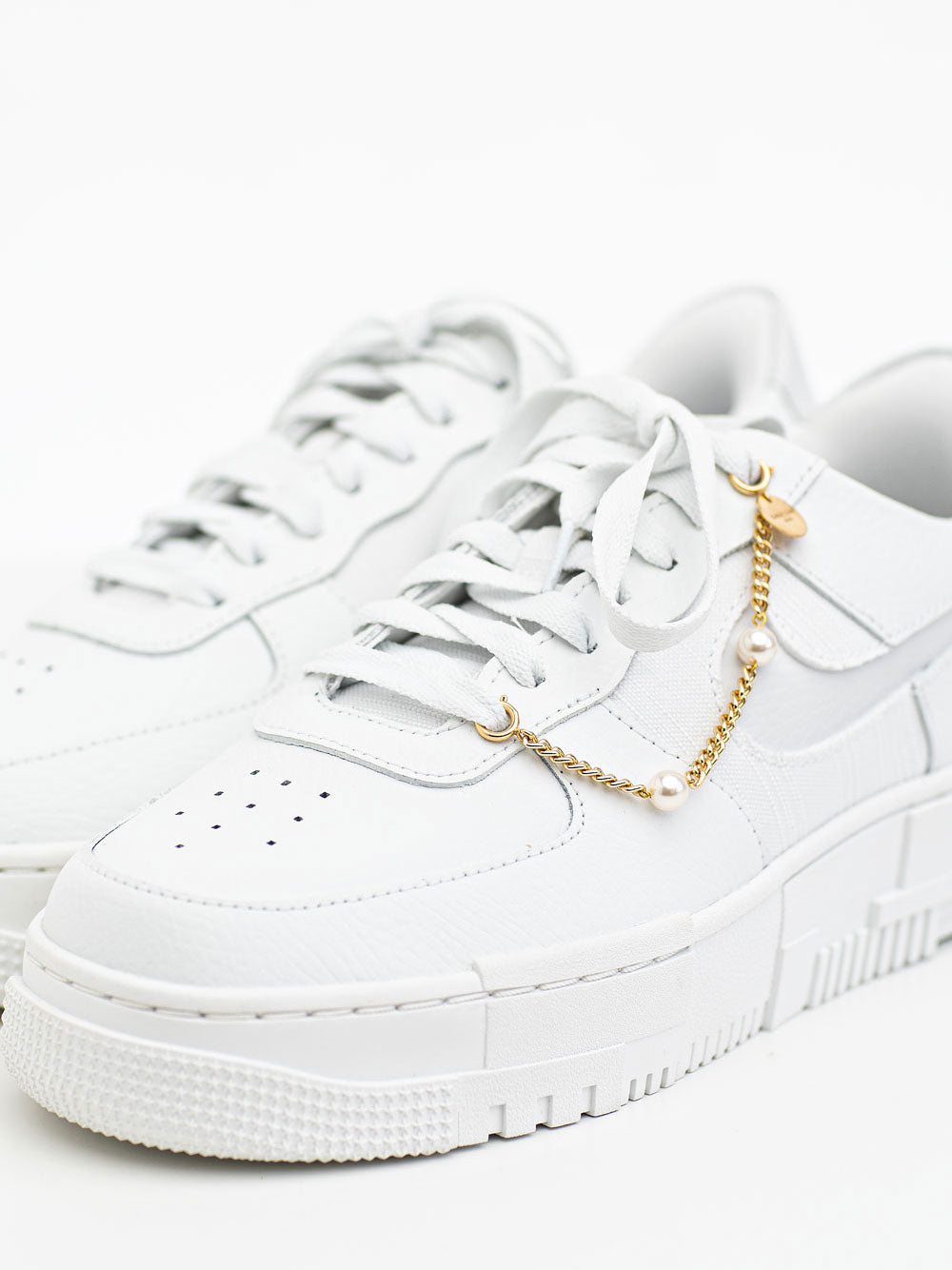 cheeky-chain-munich-sneaker-kette-diana-einzeln image 1