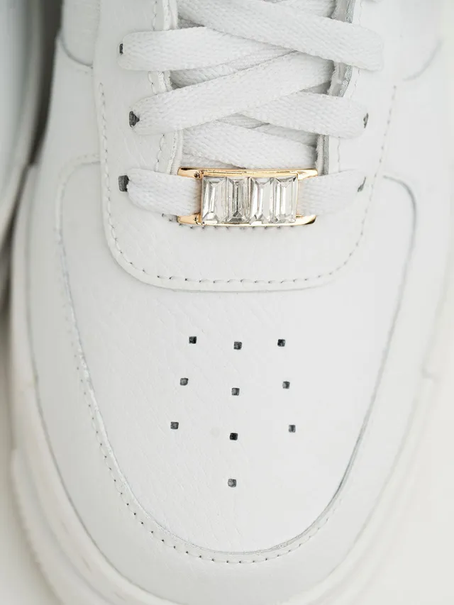 cheeky-chain-munich-sneaker-dubrae-baguette-sneaker-schmuck image 1