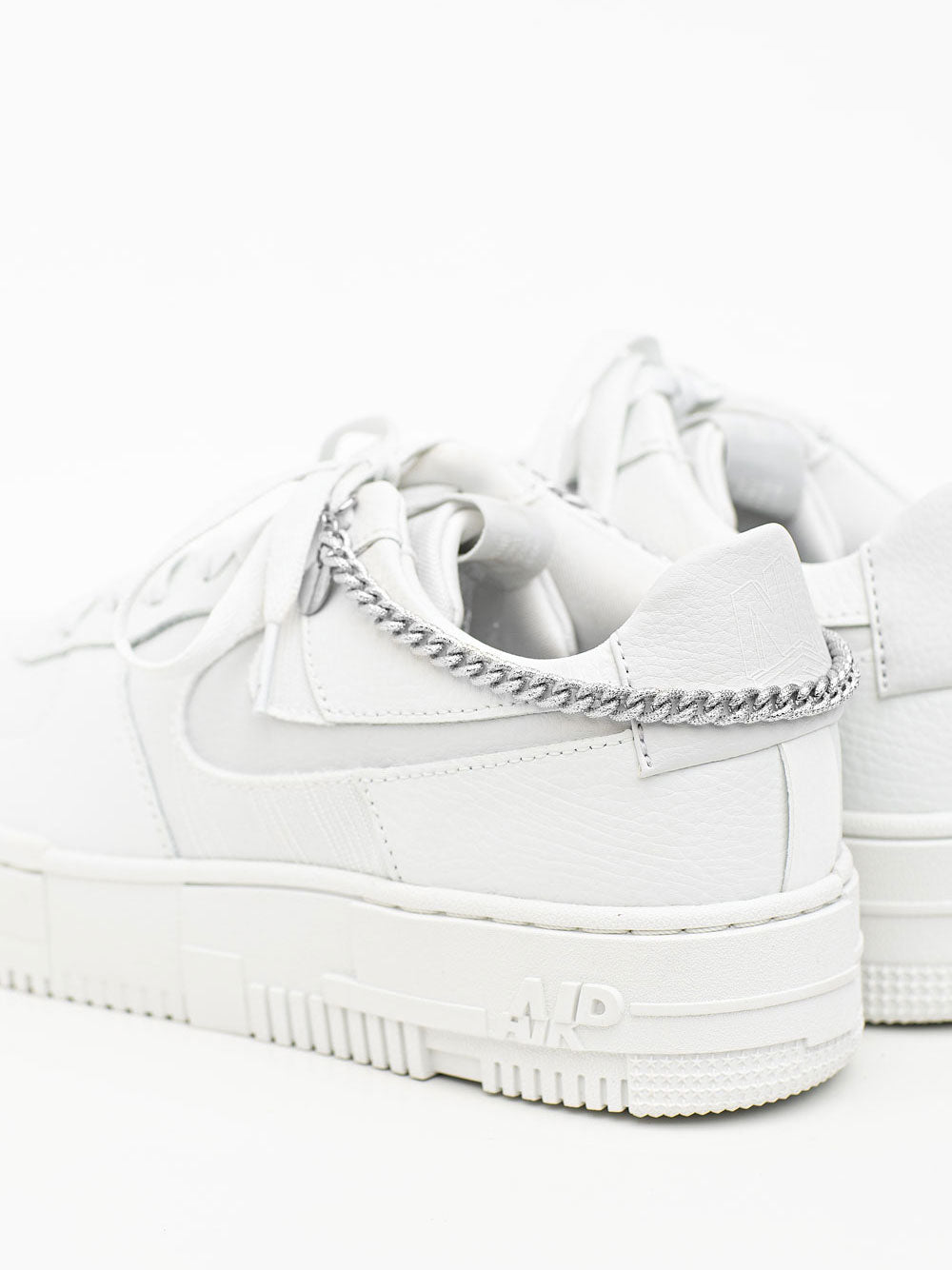 cheeky-chain-munich-sneaker-kette-baby-gwen-schmuckkette-f-r-sneaker image 4