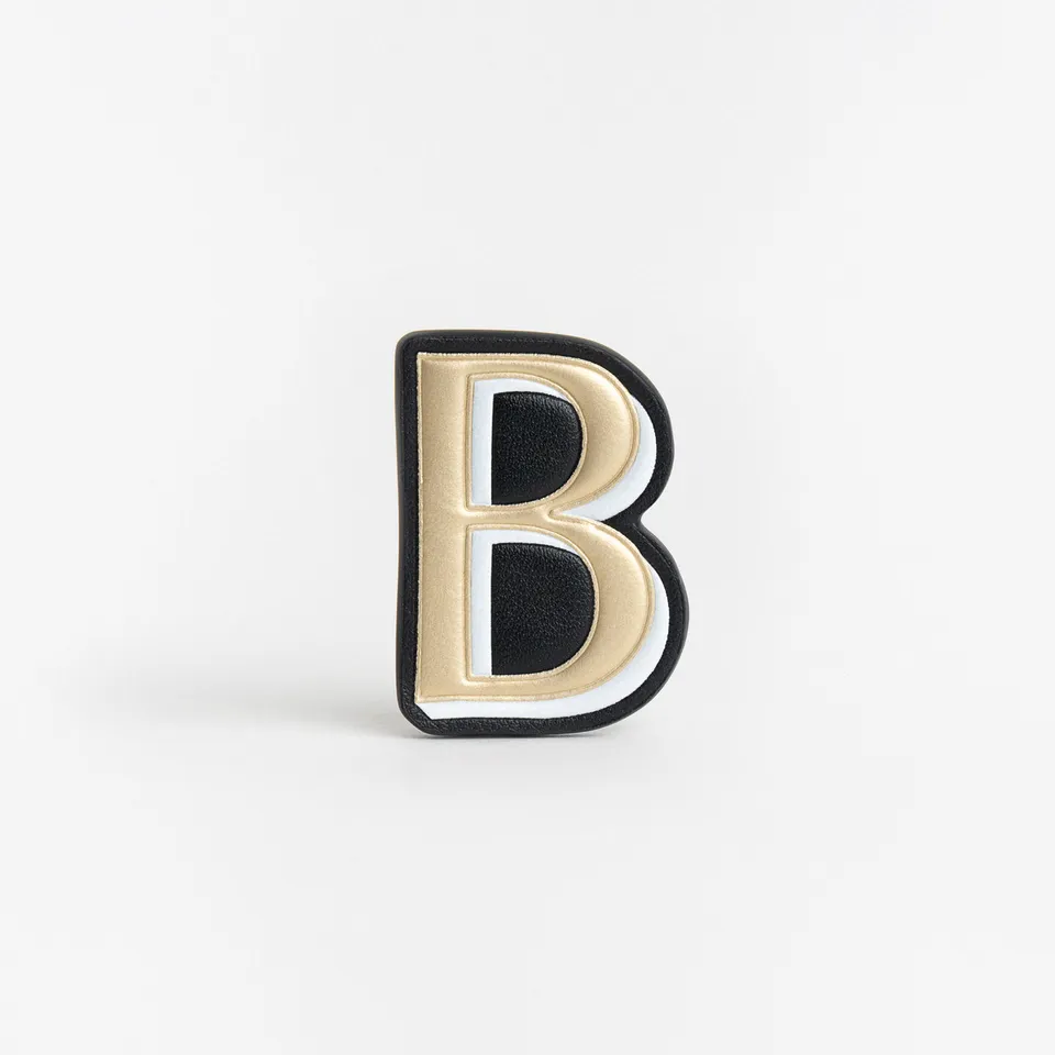 any-di-patch-double-button-gold-buchstaben-patch image 1
