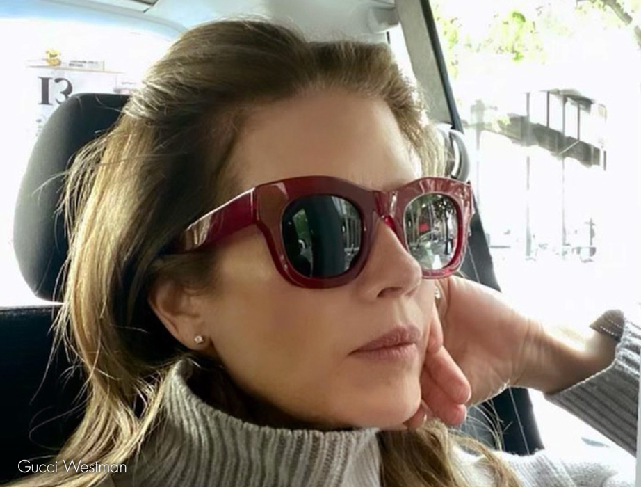 l-g-r-sofia-sonnenbrille-venetian-red-80-green-g15-emily-in-paris image 6