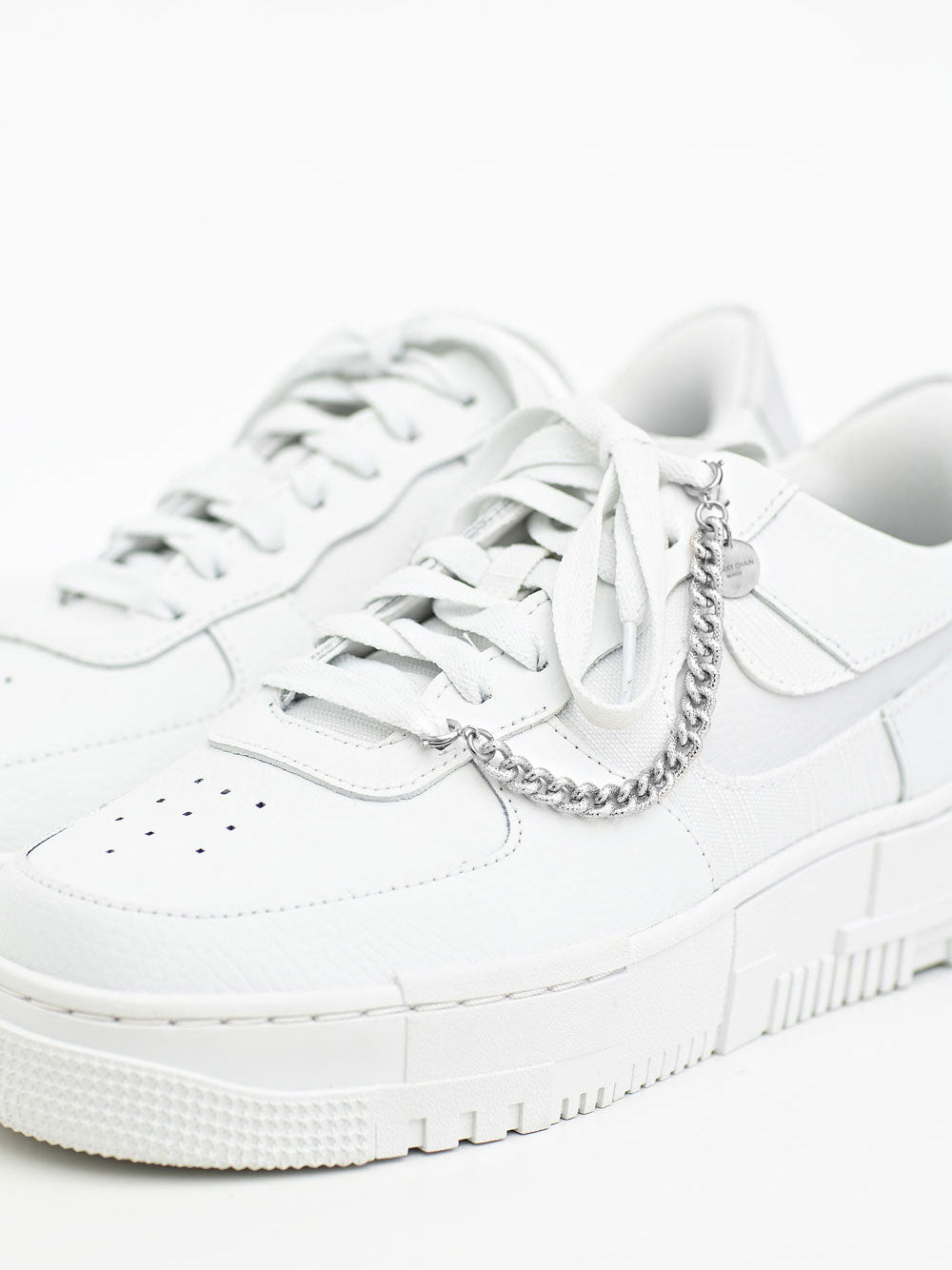 cheeky-chain-munich-sneaker-kette-baby-gwen-schmuckkette-f-r-sneaker image 3
