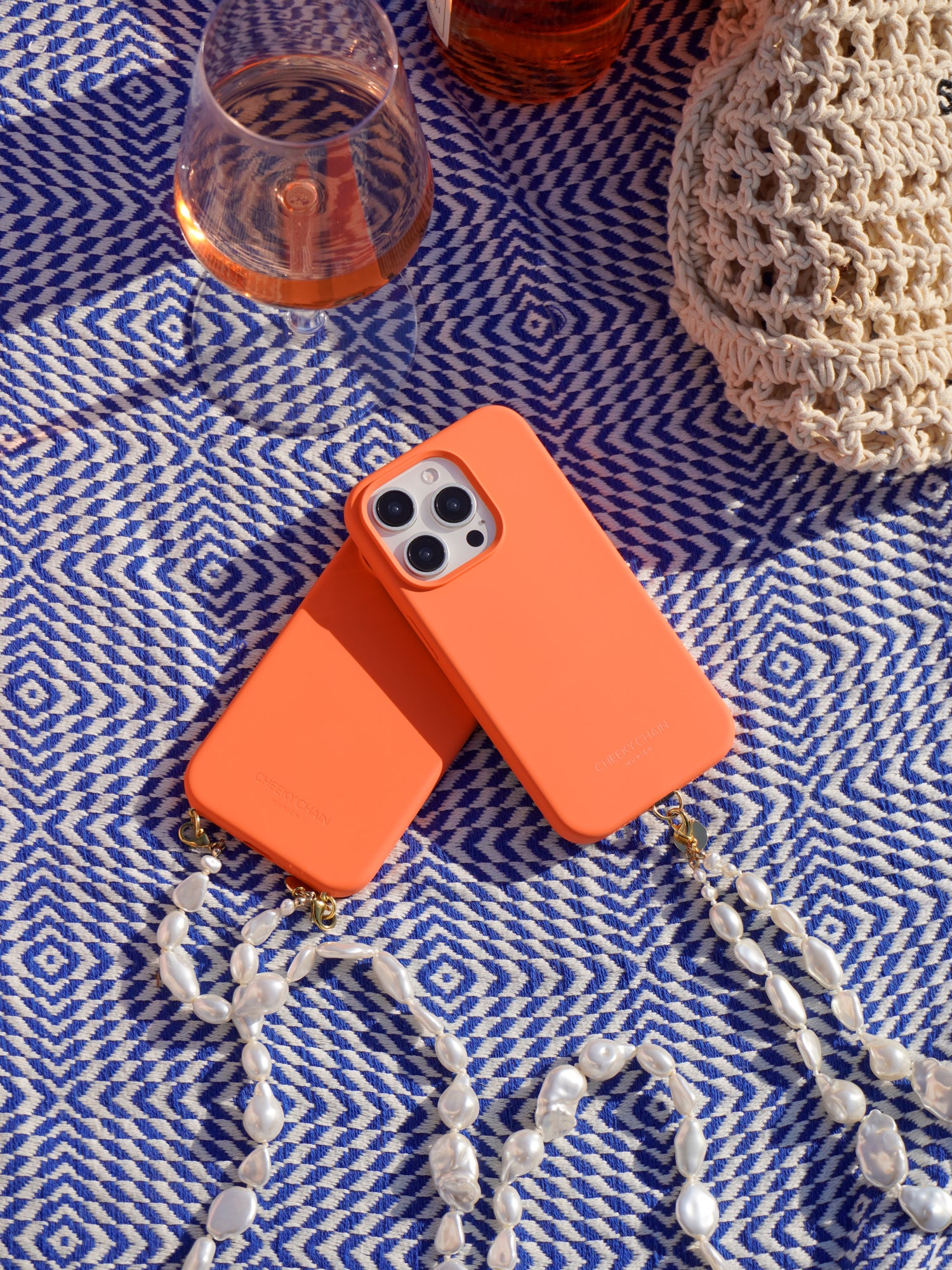 cheeky-chain-munich-silicone-case-burnt-orange-iphone-12-pro-max image 7