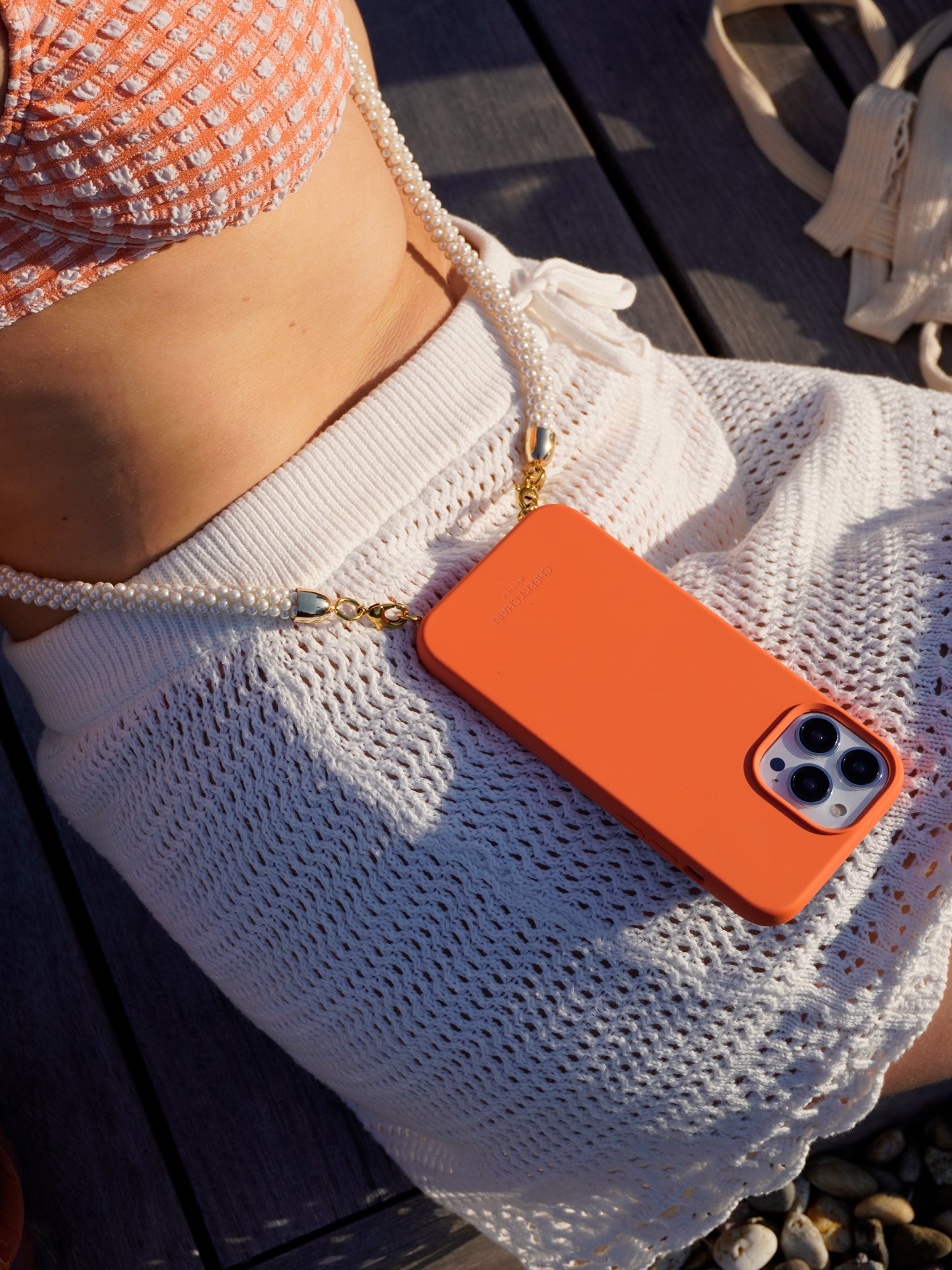 cheeky-chain-munich-silicone-case-burnt-orange-iphone-12-pro-max image 8