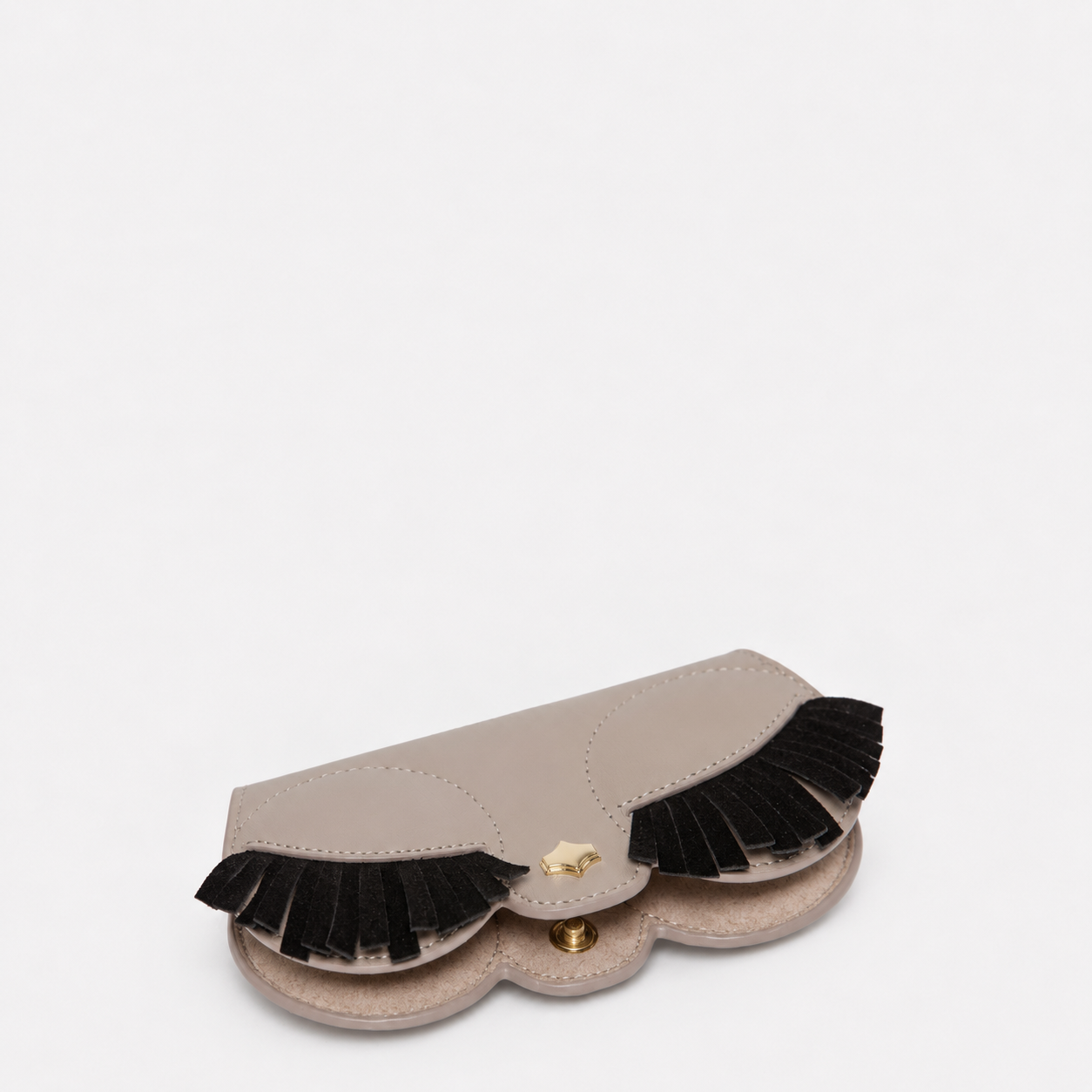any-di-suncover-flirty-lashes-brillenetui-signature image 3