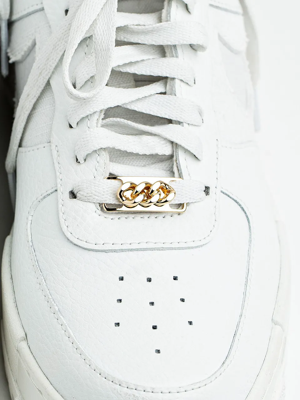 cheeky-chain-munich-sneaker-dubrae-a-ap-schuhschmuck-paar image 1