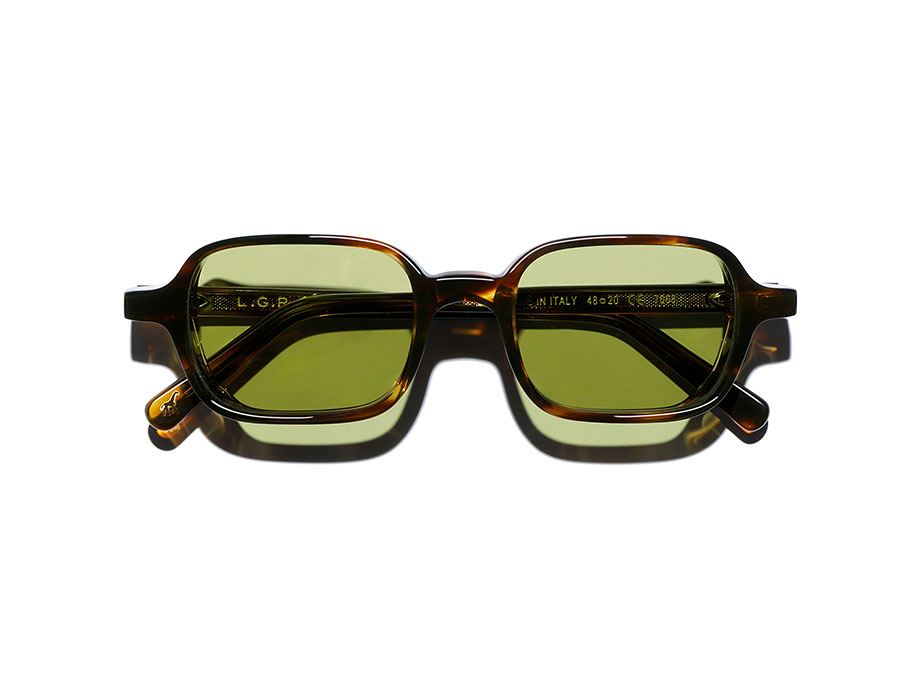 l-g-r-marrakech-sonnenbrille-carnet-de-voyage-havana-tobacco-ambra-gr-n-photochr image 3
