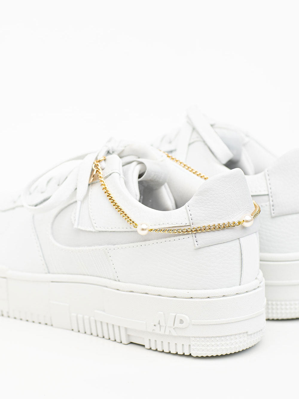 cheeky-chain-munich-sneaker-kette-diana-einzeln image 2
