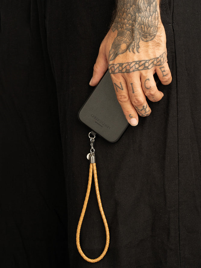 cheeky-chain-munich-handyanh-nger-rome-pu-nappa image 4