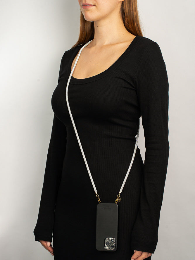 cheeky-chain-munich-crossbody-handykette-estelle-glitzerkette image 6