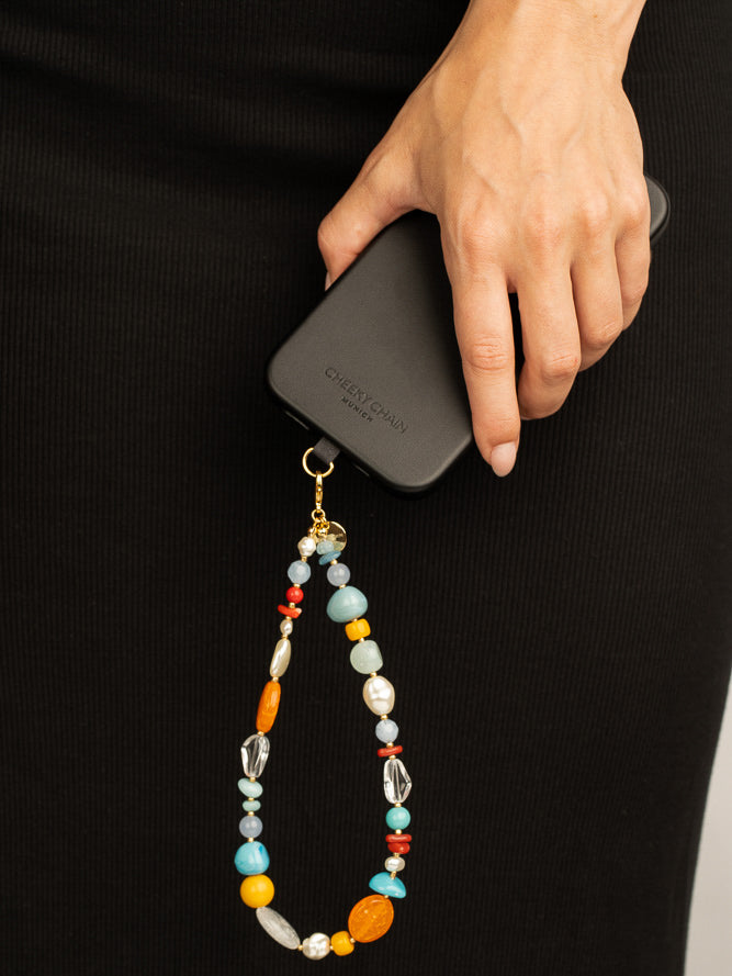cheeky-chain-munich-handyanh-nger-mykonos-perlen-phone-charm image 2