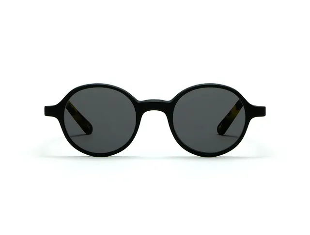 l-g-r-reunion-sonnenbrille-black-havana-flat-grey image 1